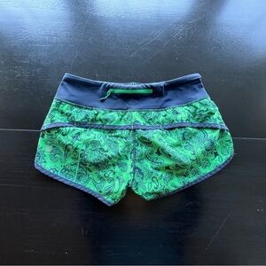 Lululemon Speed Short Green Navy 4 
Slalom Paisley Stripe Inkwell